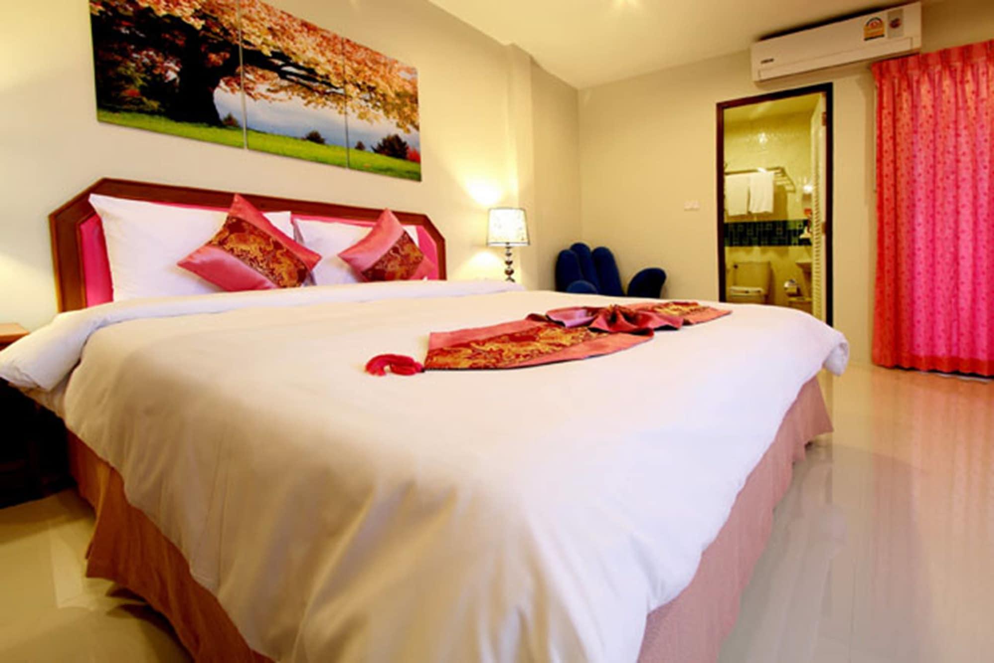 Phuket Airport Inn Ban Bo Han Extérieur photo