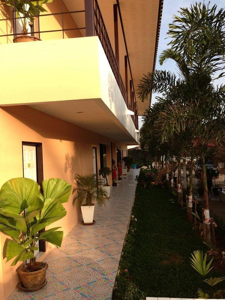 Phuket Airport Inn Ban Bo Han Extérieur photo
