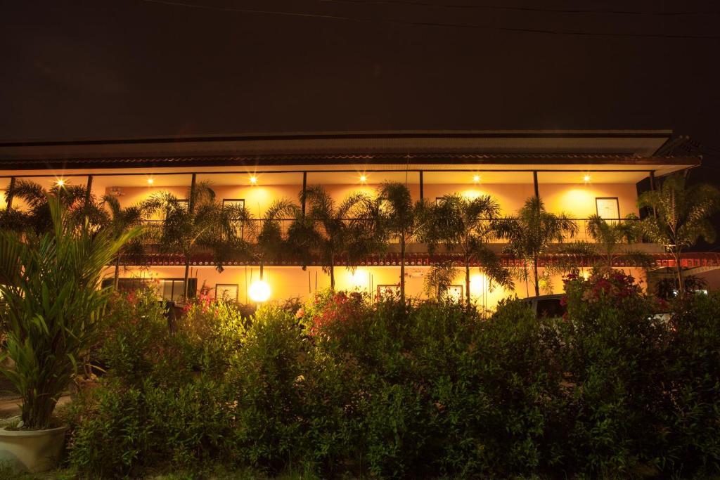 Phuket Airport Inn Ban Bo Han Extérieur photo
