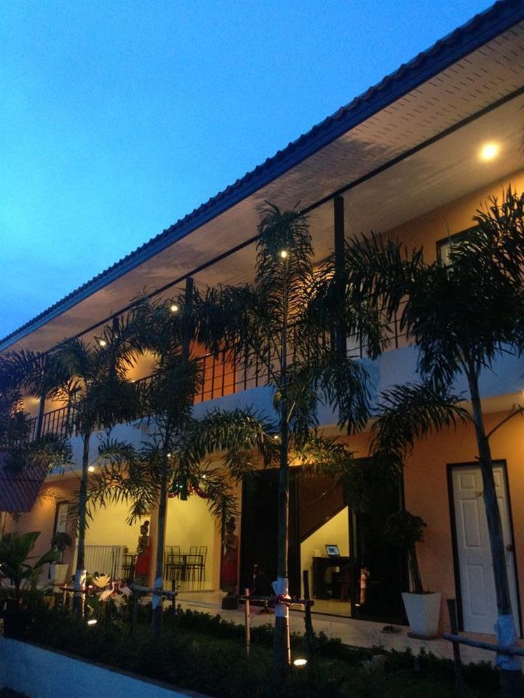 Phuket Airport Inn Ban Bo Han Extérieur photo
